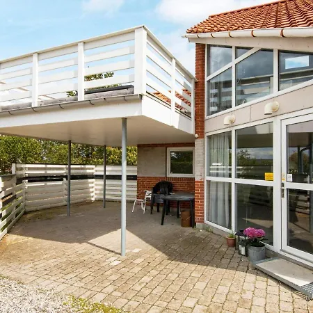 12 Person In Glesborg Holiday home